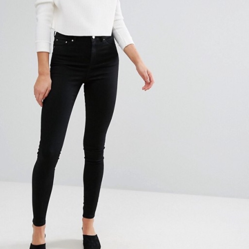 ASOS TALL Ridley Skinny Jeans in Black